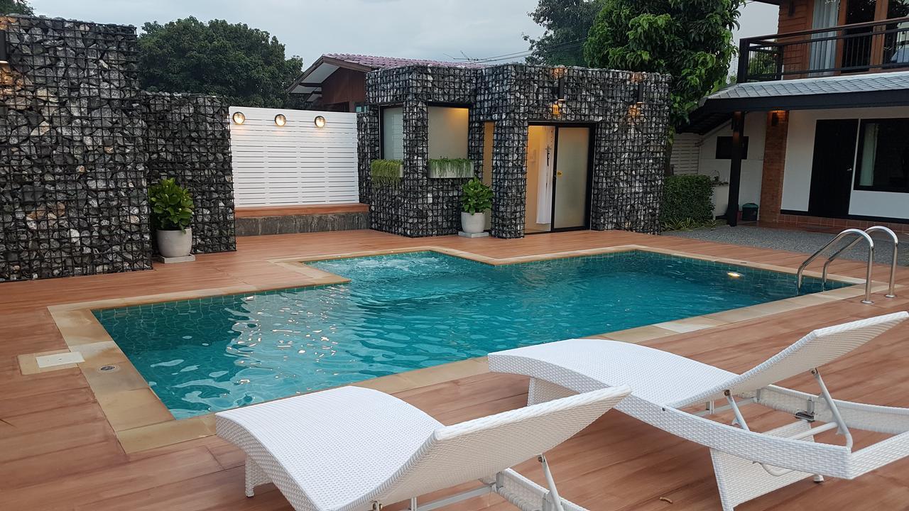 The Loft Riverside Chiangmai Hotel Chiang Mai Exterior photo