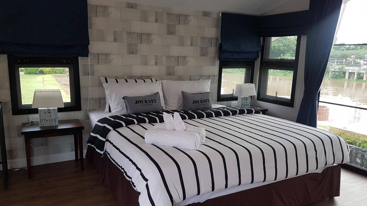 The Loft Riverside Chiangmai Hotel Chiang Mai Exterior photo