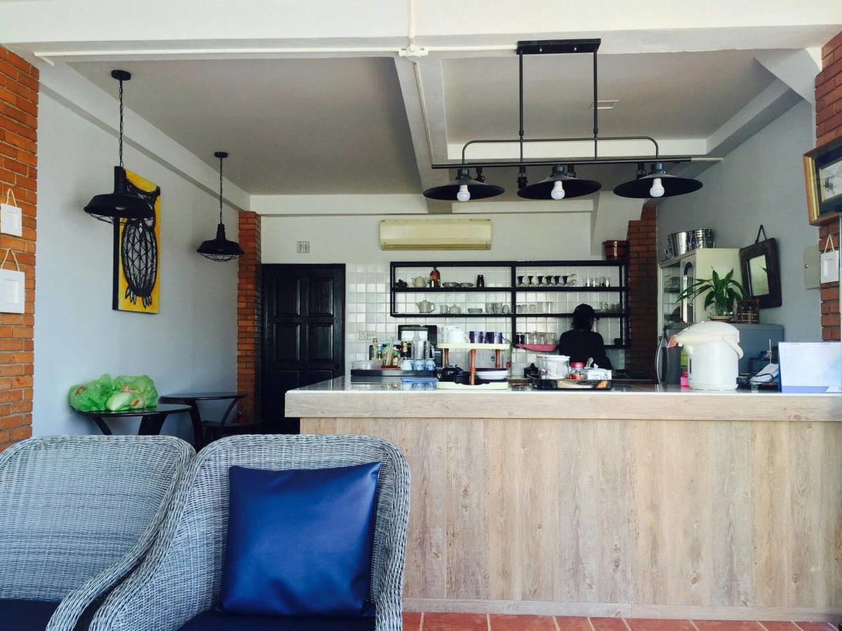 The Loft Riverside Chiangmai Hotel Chiang Mai Exterior photo